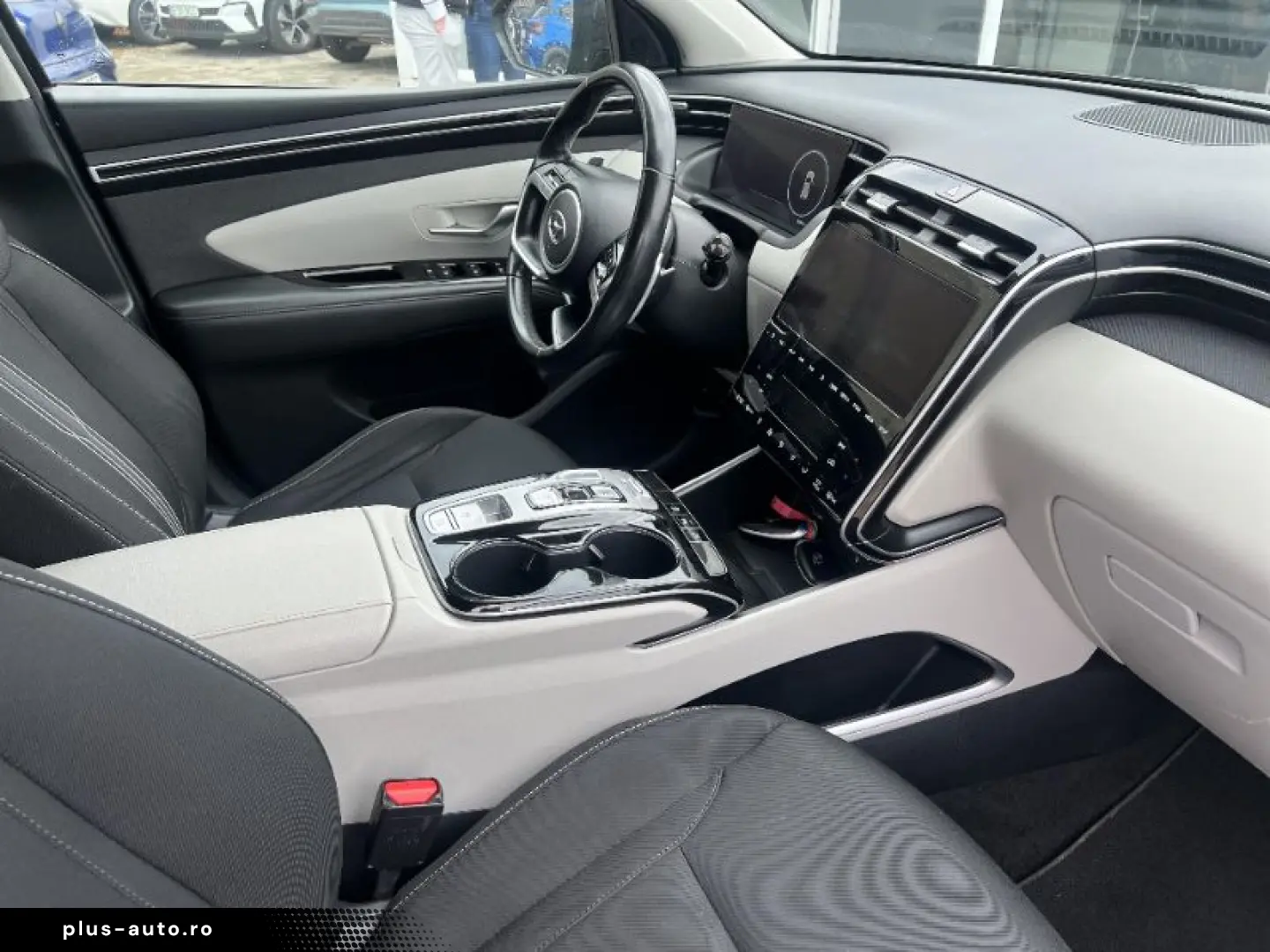 HYUNDAI TUCSON 1.6T-GDi 230CP Hybrid Style  6AT 2WD