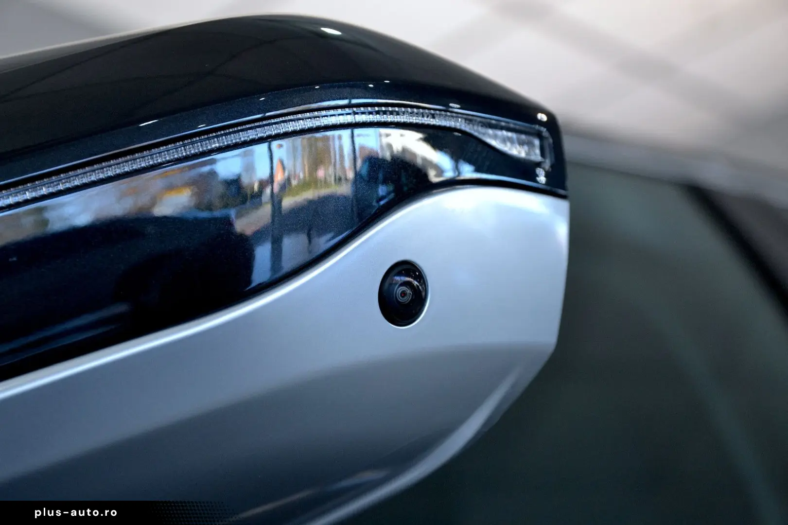 BMW 520i A   HUD   LED   4 ZONEN   HARMAN   ACC