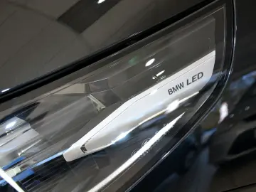 BMW 520i A   HUD   LED   4 ZONEN   HARMAN   ACC