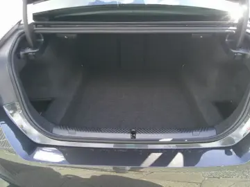 BMW 520 i M Sport AHK el. Driv.Plus Park.Plus HUD!