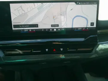 BMW 520 i M Sport AHK el. Driv.Plus Park.Plus HUD!