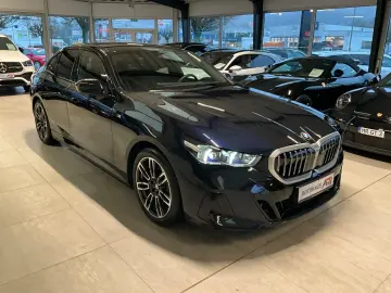 BMW 520 i Limousine M Sport 360 Kamera HUD