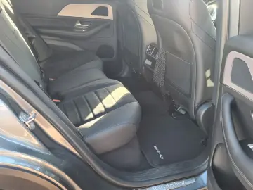 MERCEDES-BENZ GLE 300 d 4Matic AMG int ALU19  Kamera360