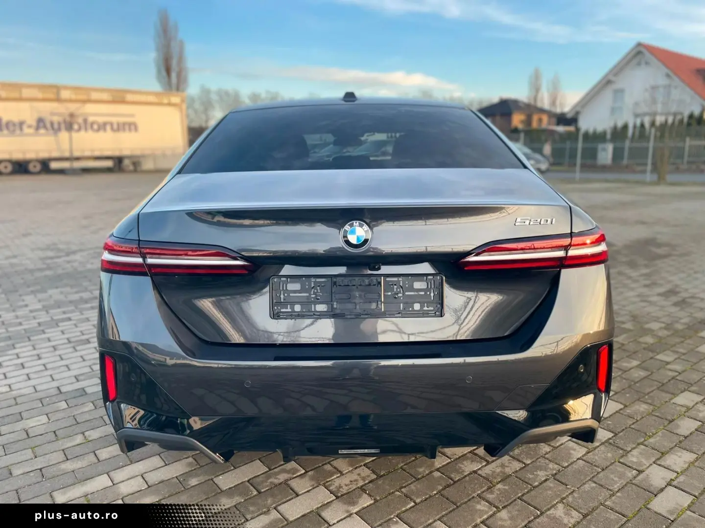 BMW 520 i M Sport STHZG HUD HK Sitzlüf 360 Keyless