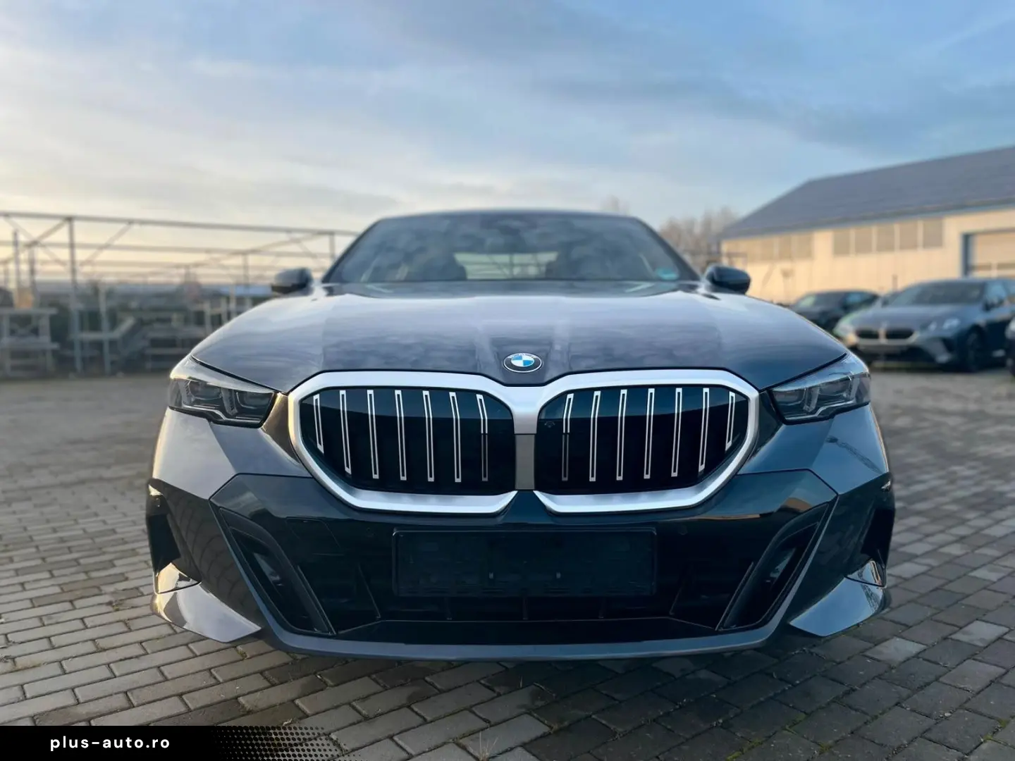 BMW 520 i M Sport STHZG HUD HK Sitzlüf 360 Keyless