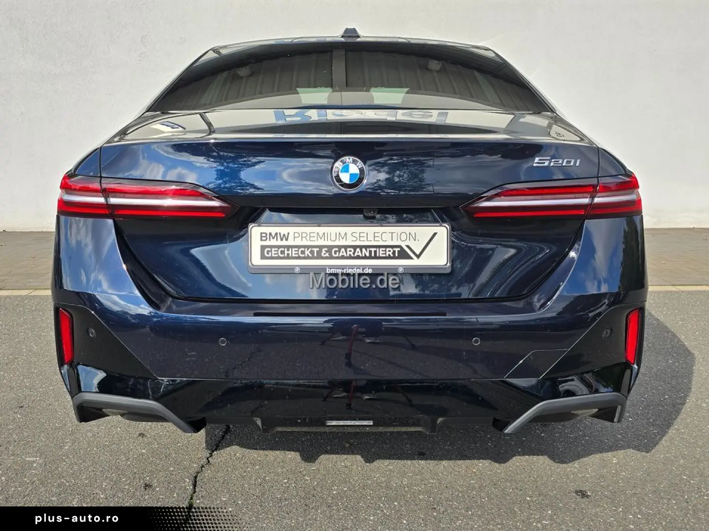 BMW 520i M Sportpaket Komfortsitze Panorama AHK