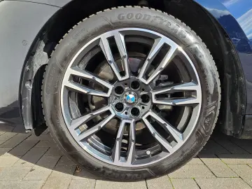 BMW 520i M Sportpaket Komfortsitze Panorama AHK