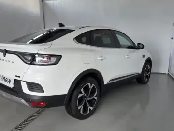 RENAULT ARKANA 1.6 E-Tech 145 techno