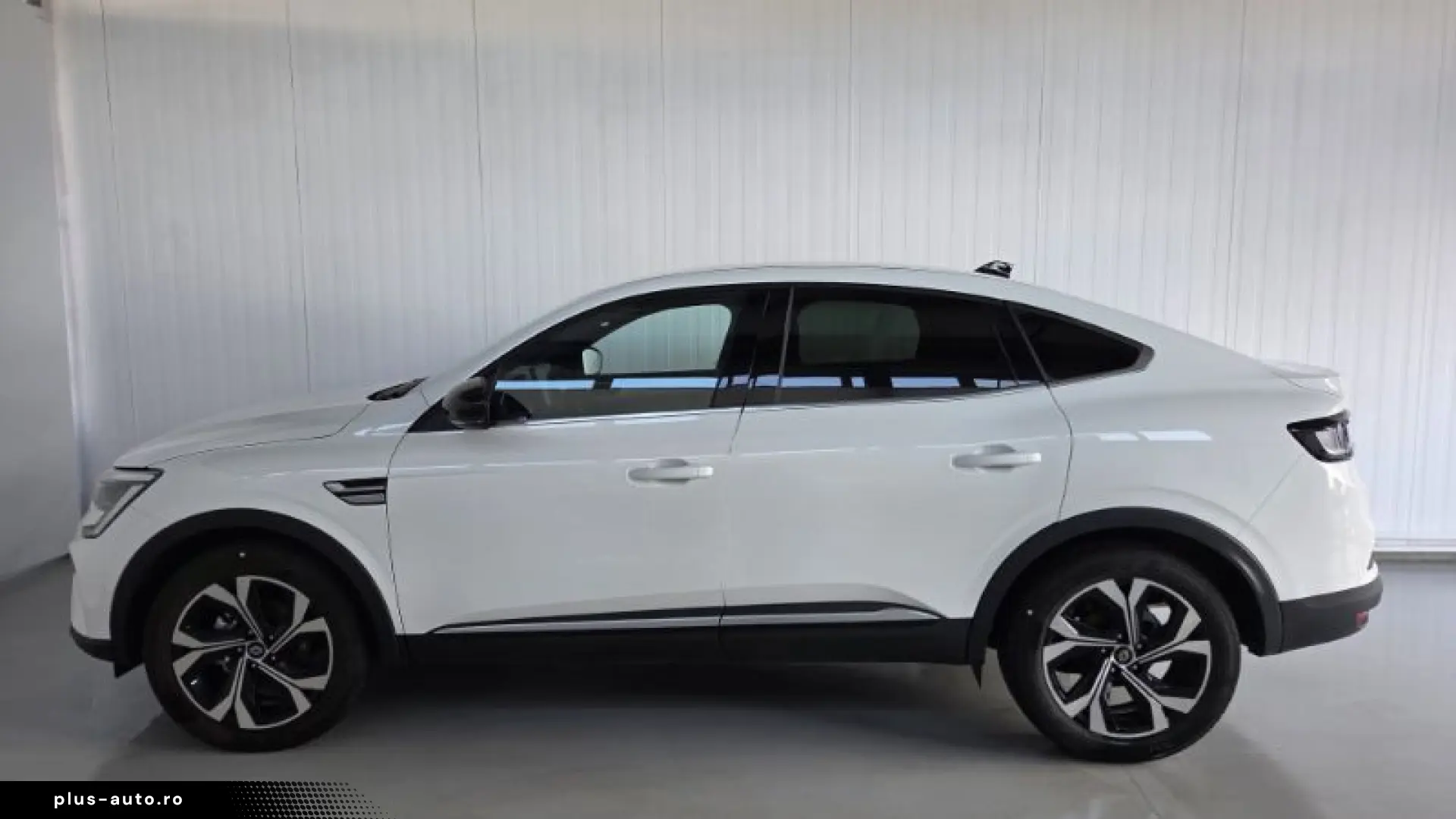 RENAULT ARKANA 1.6 E-Tech 145 techno