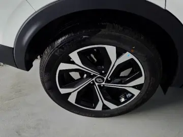 RENAULT ARKANA 1.6 E-Tech 145 techno