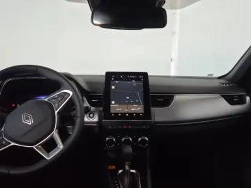 RENAULT ARKANA 1.6 E-Tech 145 techno