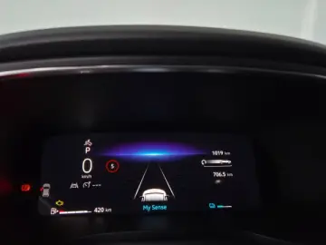 RENAULT ARKANA 1.6 E-Tech 145 techno