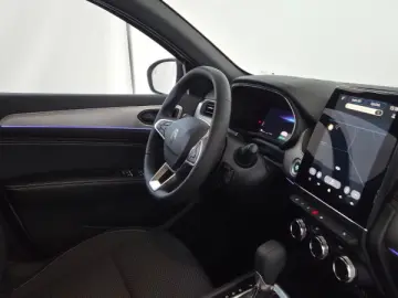 RENAULT ARKANA 1.6 E-Tech 145 techno