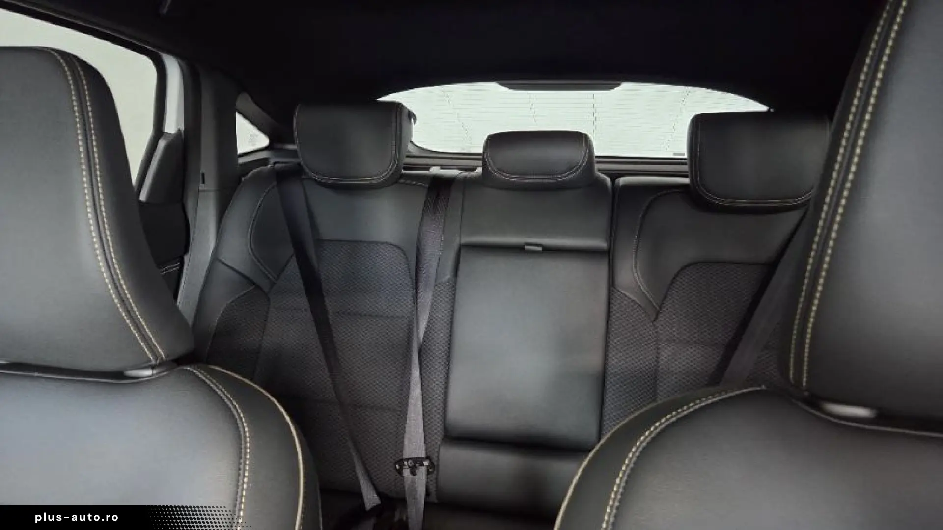 RENAULT ARKANA 1.6 E-Tech 145 techno