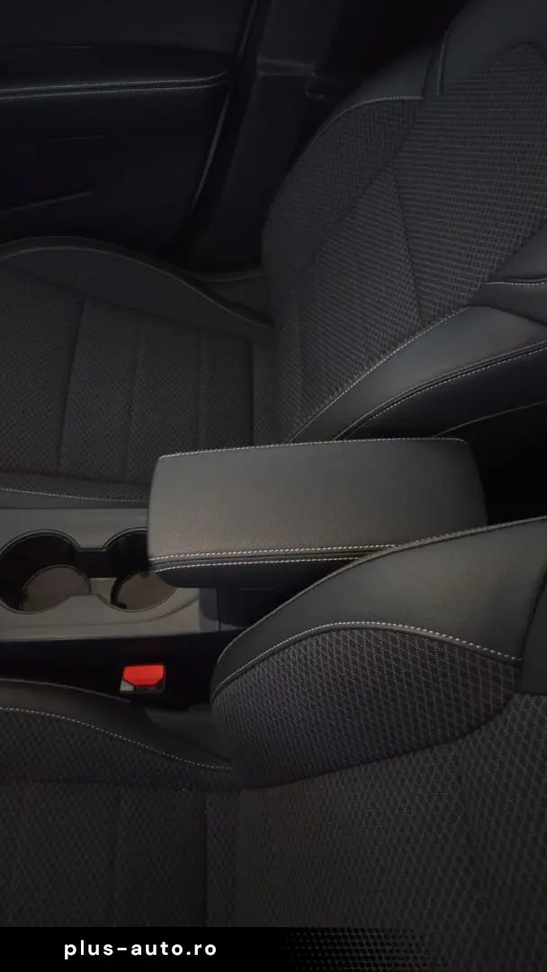 RENAULT ARKANA 1.6 E-Tech 145 techno