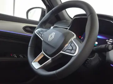 RENAULT ARKANA 1.6 E-Tech 145 techno