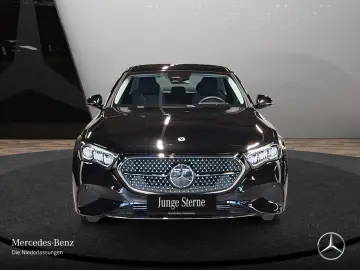 MERCEDES-BENZ E 200 Avantgarde Advanced LED DISTRONI&hellip;