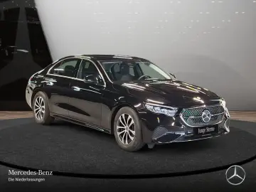 MERCEDES-BENZ E 200 Avantgarde Advanced LED DISTRONI&hellip;