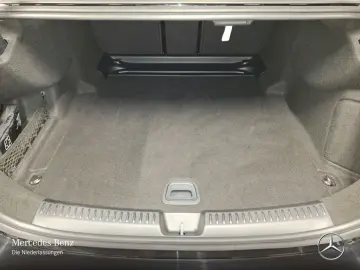 MERCEDES-BENZ E 200 Avantgarde Advanced LED DISTRONI&hellip;