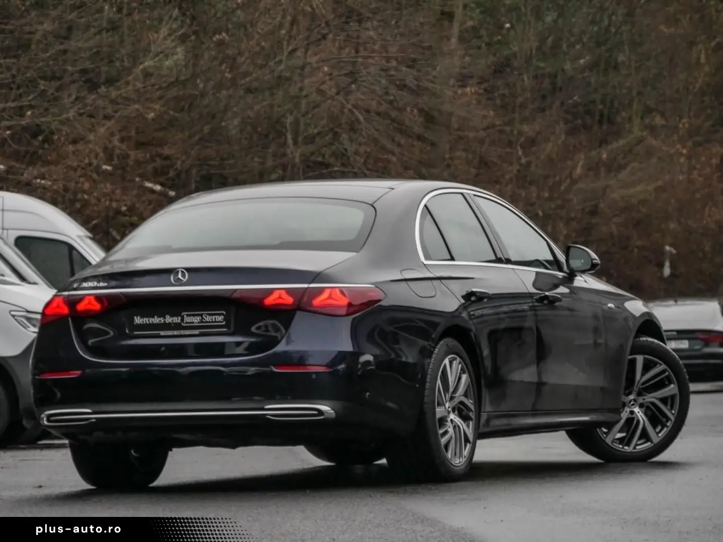 MERCEDES-BENZ E 300 de Avantgarde LED Kamera Distr T&hellip;