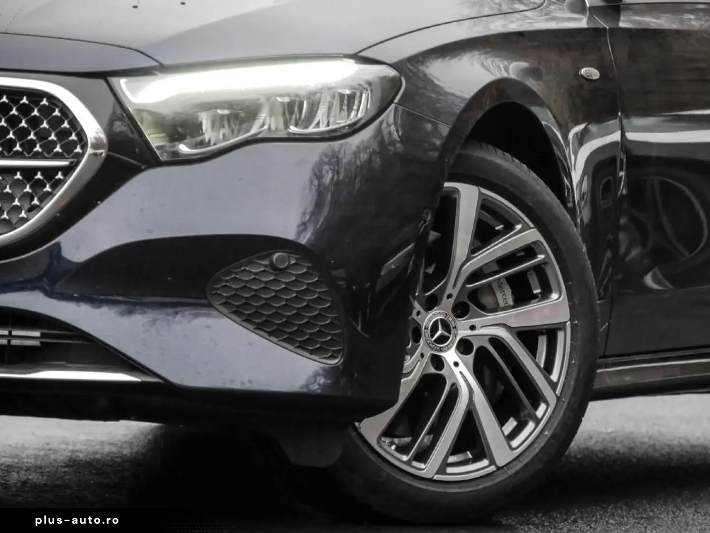 MERCEDES-BENZ E 300 de Avantgarde LED Kamera Distr T&hellip;