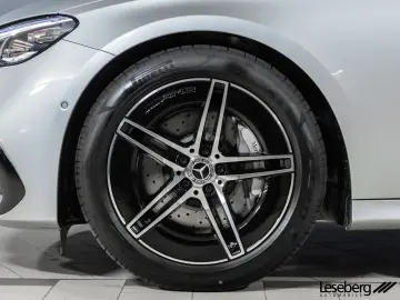 MERCEDES-BENZ E 200 AMG  DIG.LIGHT Distro Night Ambiente 360