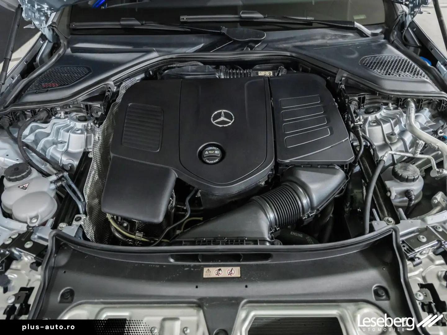 MERCEDES-BENZ E 200 AMG  DIG.LIGHT Distro Night Ambiente 360