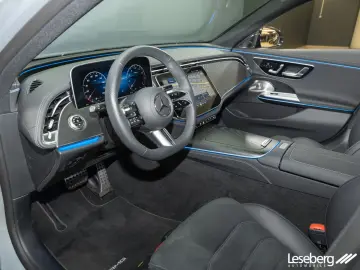 MERCEDES-BENZ E 200 AMG  DIG.LIGHT Distro Night Ambiente 360