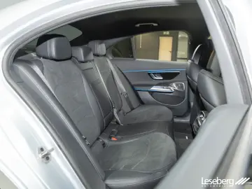 MERCEDES-BENZ E 200 AMG  DIG.LIGHT Distro Night Ambiente 360