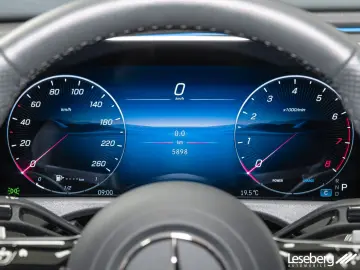 MERCEDES-BENZ E 200 AMG  DIG.LIGHT Distro Night Ambiente 360