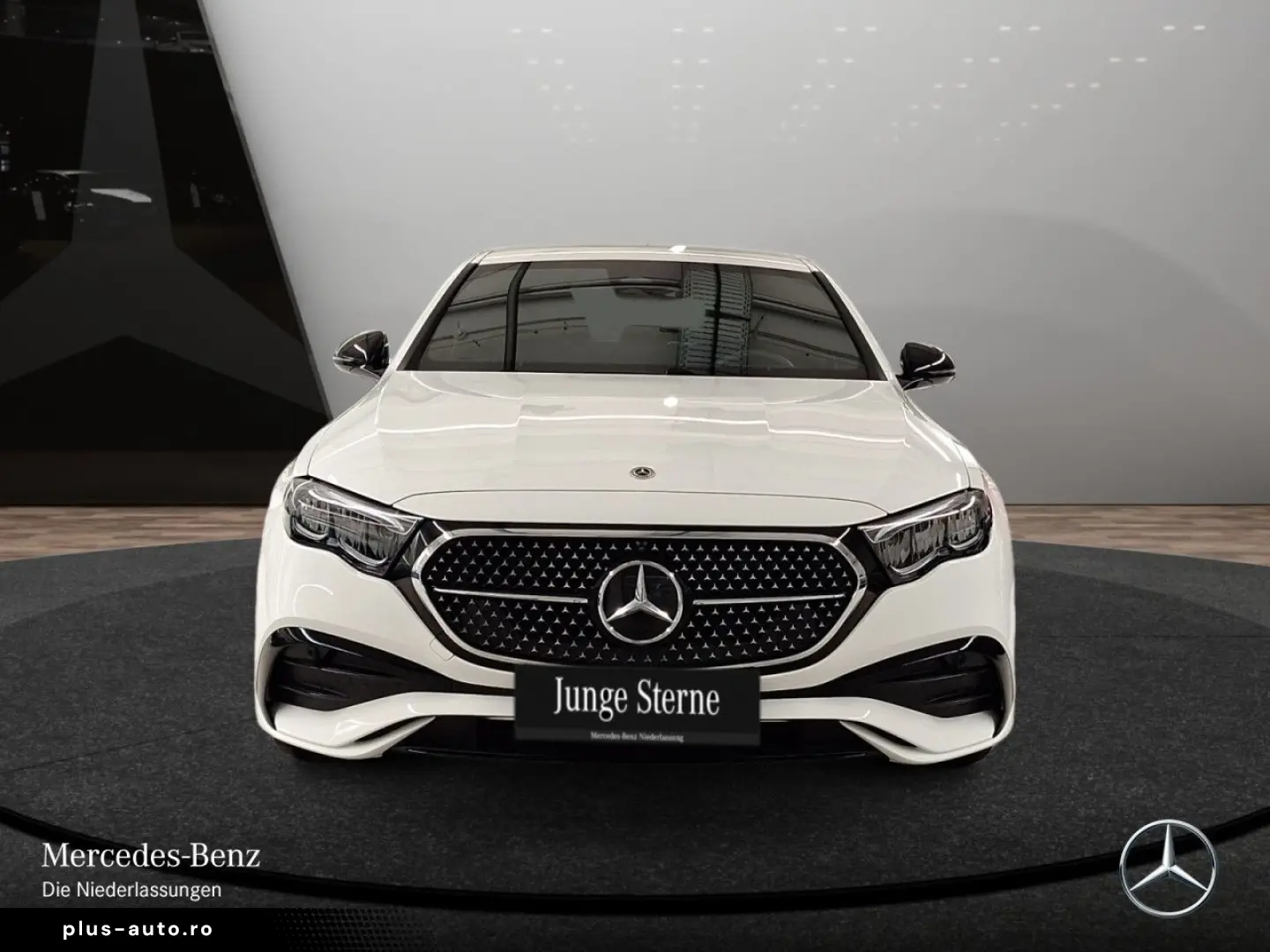 MERCEDES-BENZ E 200 AMG Advanced NIGHT 360  Bur4D DISTR KEY