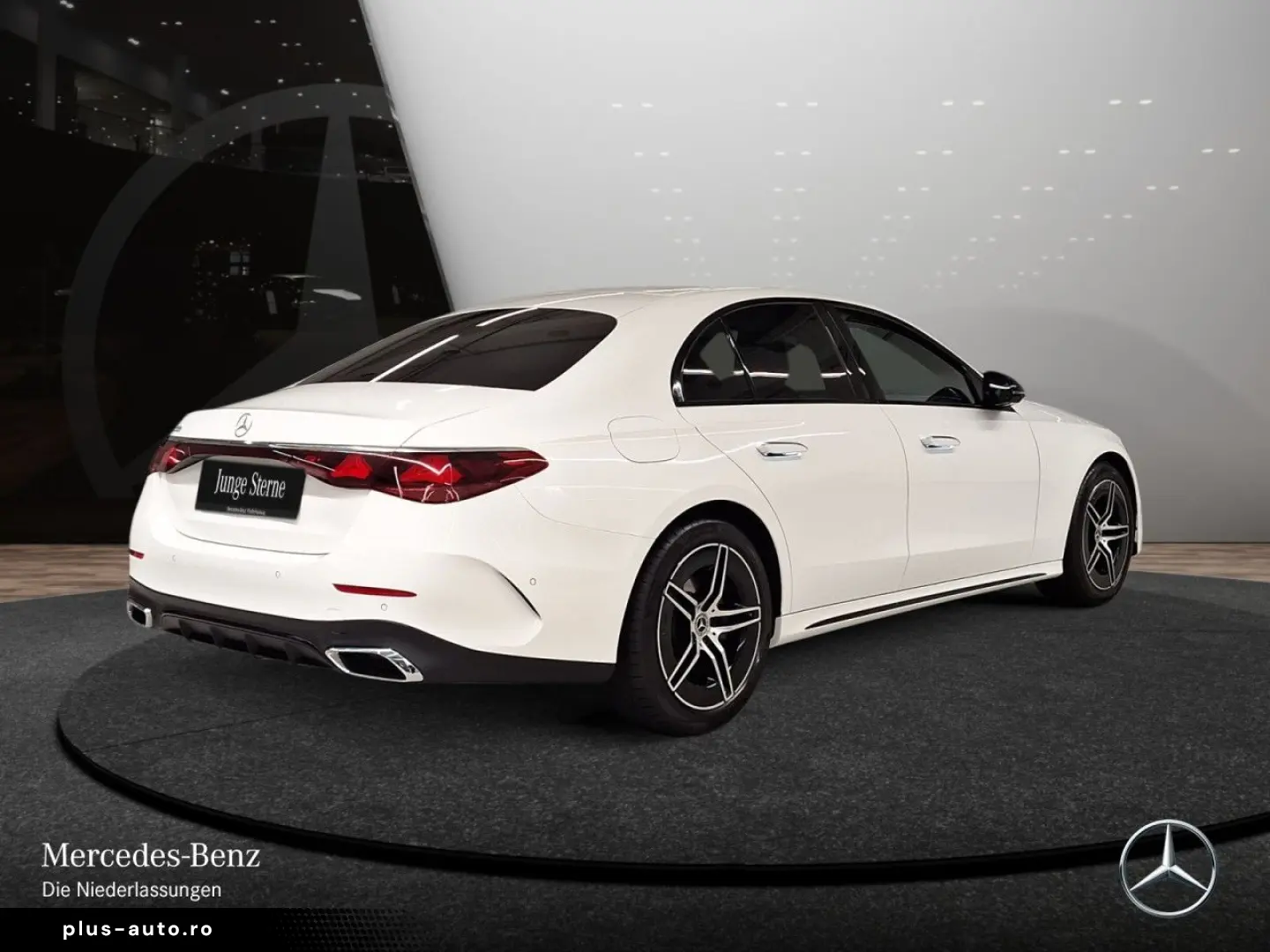 MERCEDES-BENZ E 200 AMG Advanced NIGHT 360  Bur4D DISTR KEY