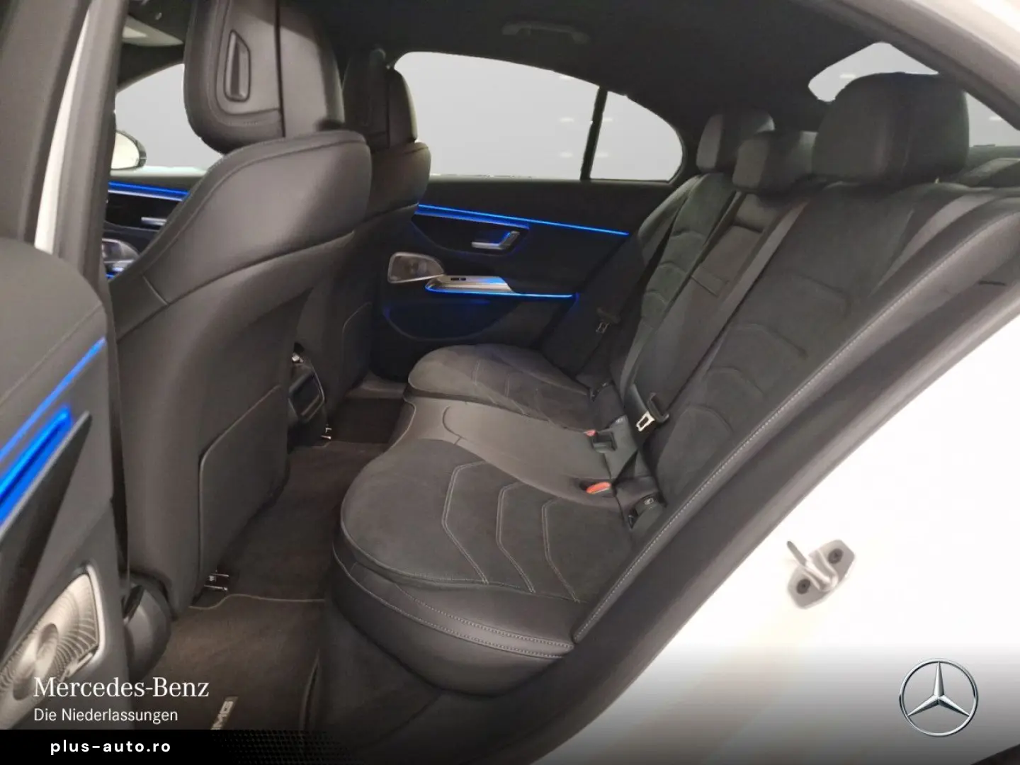 MERCEDES-BENZ E 200 AMG Advanced NIGHT 360  Bur4D DISTR KEY