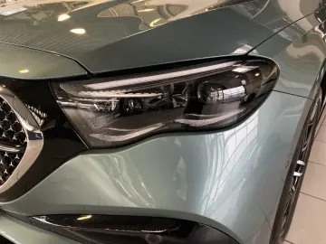 MERCEDES-BENZ E 300 e AMG Night 360  Digital Light Memory