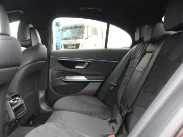 MERCEDES-BENZ E 200 AMG  SUPERSCREEN 360 KAMERA DIGI&hellip;