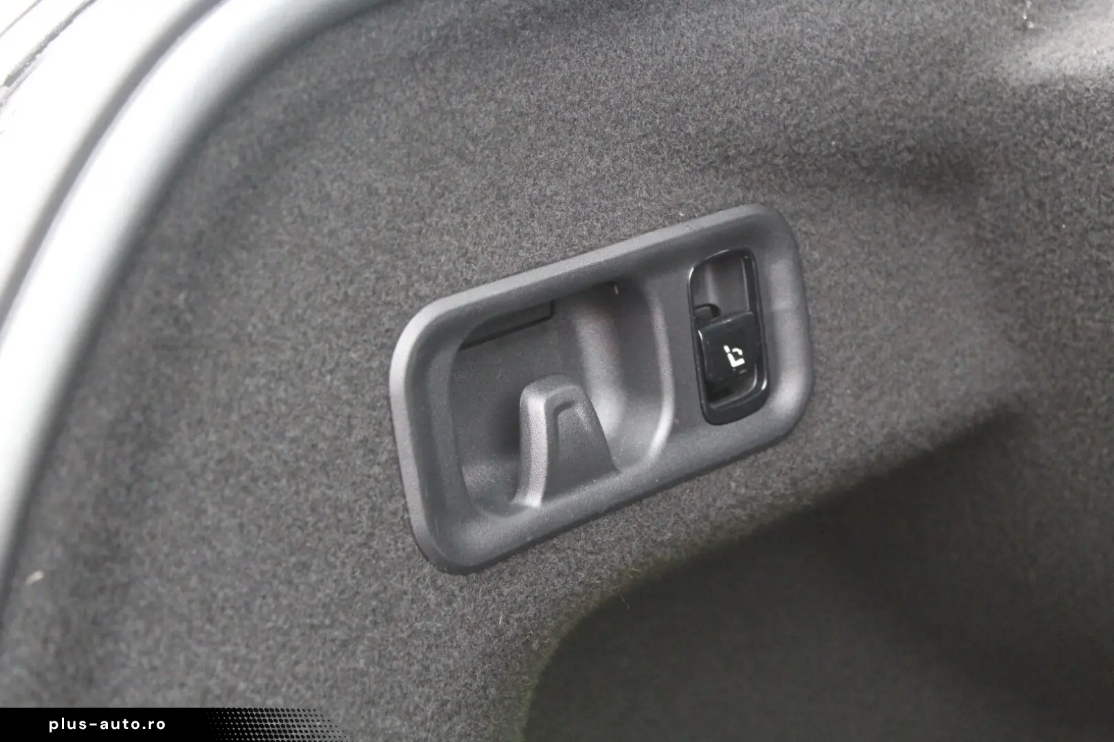 MERCEDES-BENZ E 200 AMG  SUPERSCREEN 360 KAMERA DIGI&hellip;