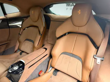 FERRARI Purosangue Full Carbon Massage heated&cooled