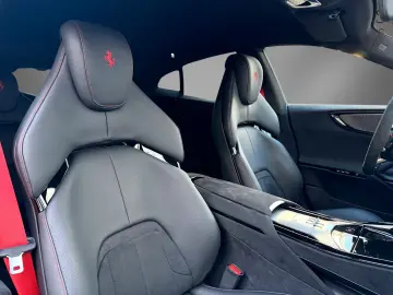 FERRARI Purosangue Carbon Rosso 70th Anniversary LIFT