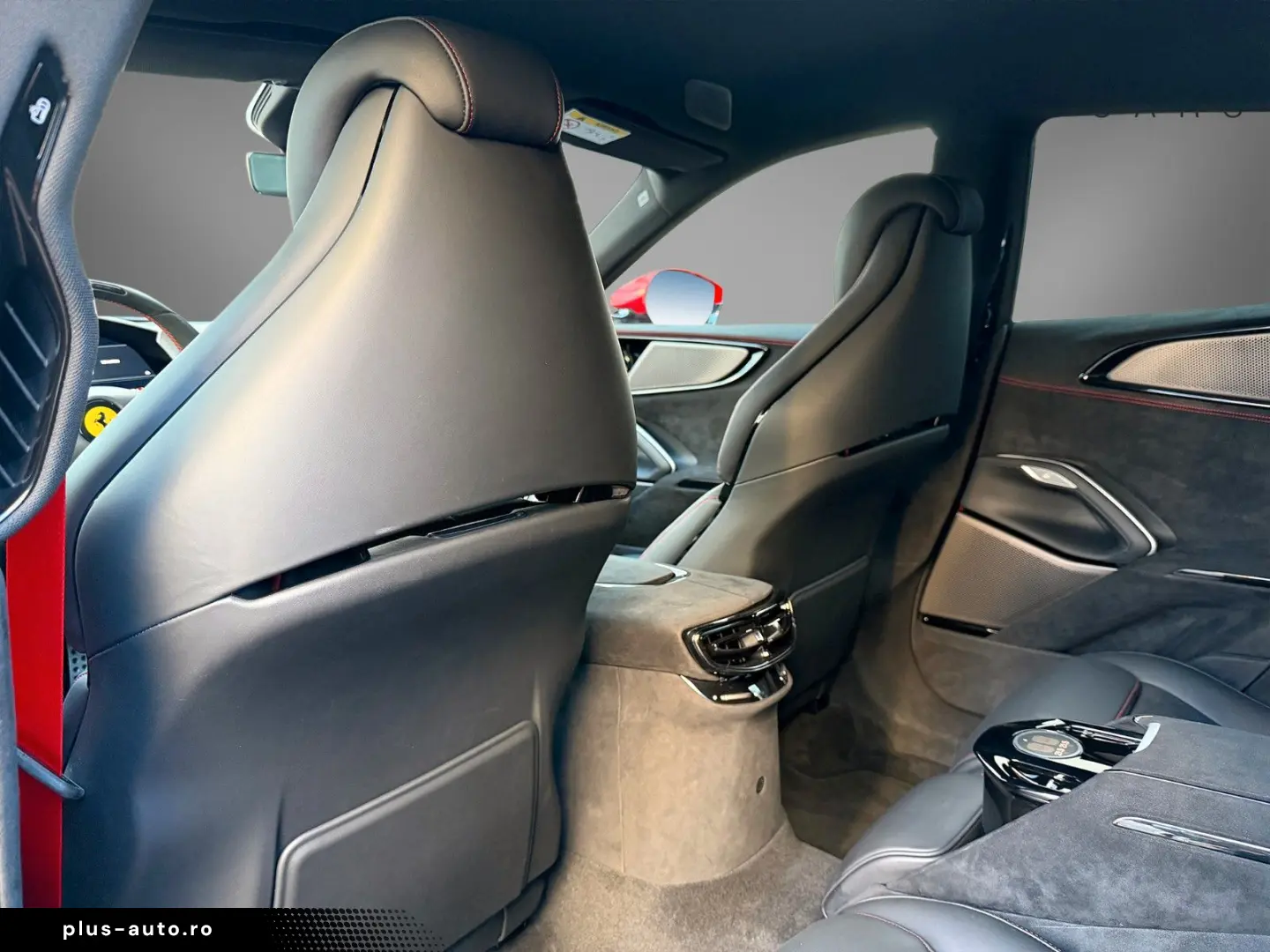 FERRARI Purosangue Carbon Rosso 70th Anniversary LIFT