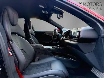 FERRARI Purosangue Carbon Rosso 70th Anniversary LIFT