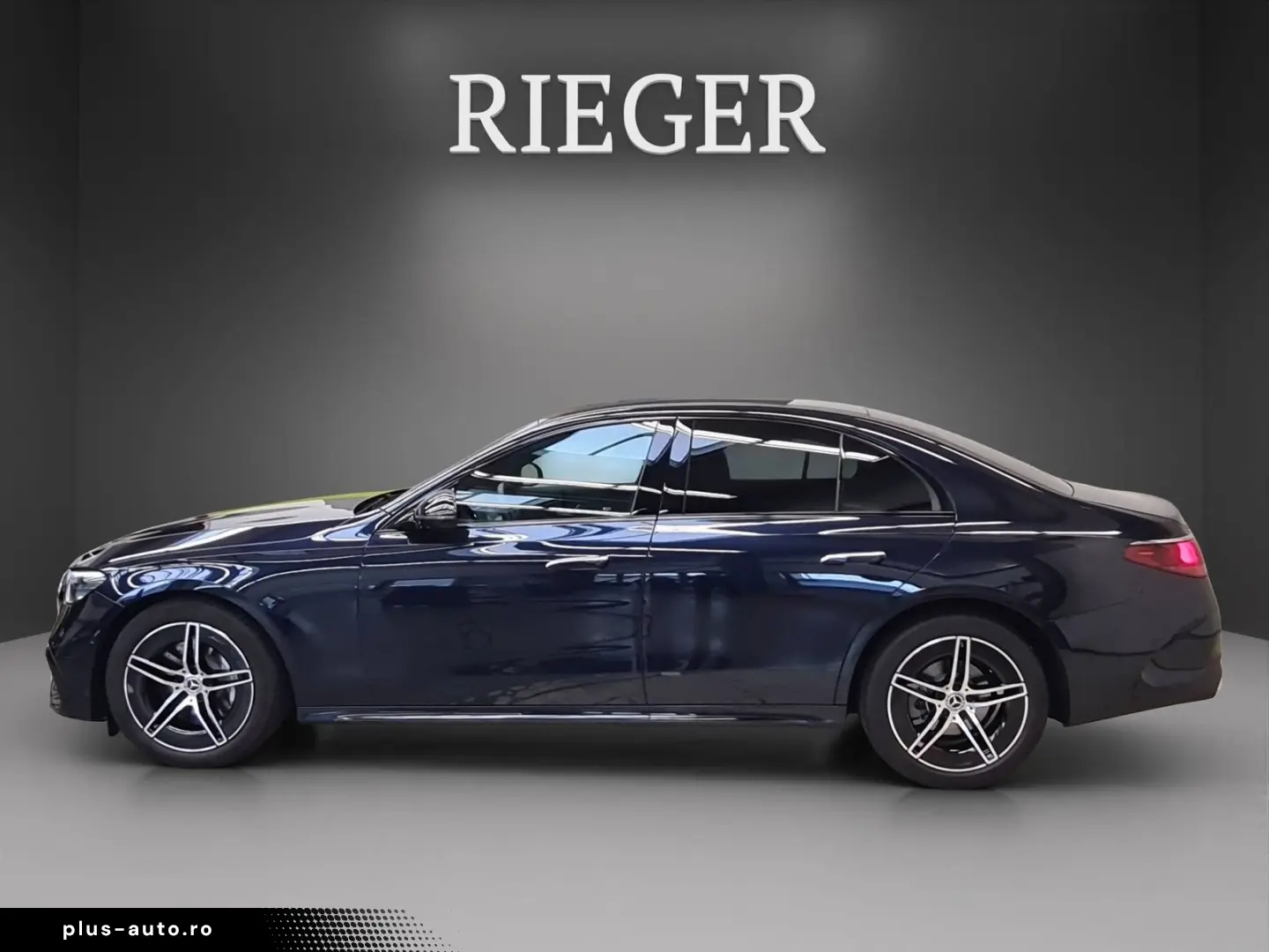 MERCEDES-BENZ E 220 d AMG NIGHT AHK Alarm Keyless Spurhalte