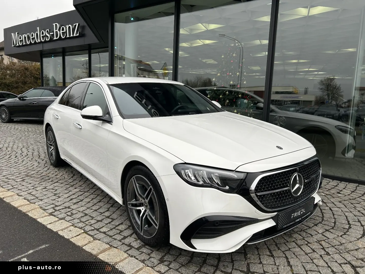 MERCEDES-BENZ E 220d AMG Distronic LED Kamera 360