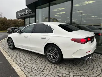 MERCEDES-BENZ E 220d AMG Distronic LED Kamera 360