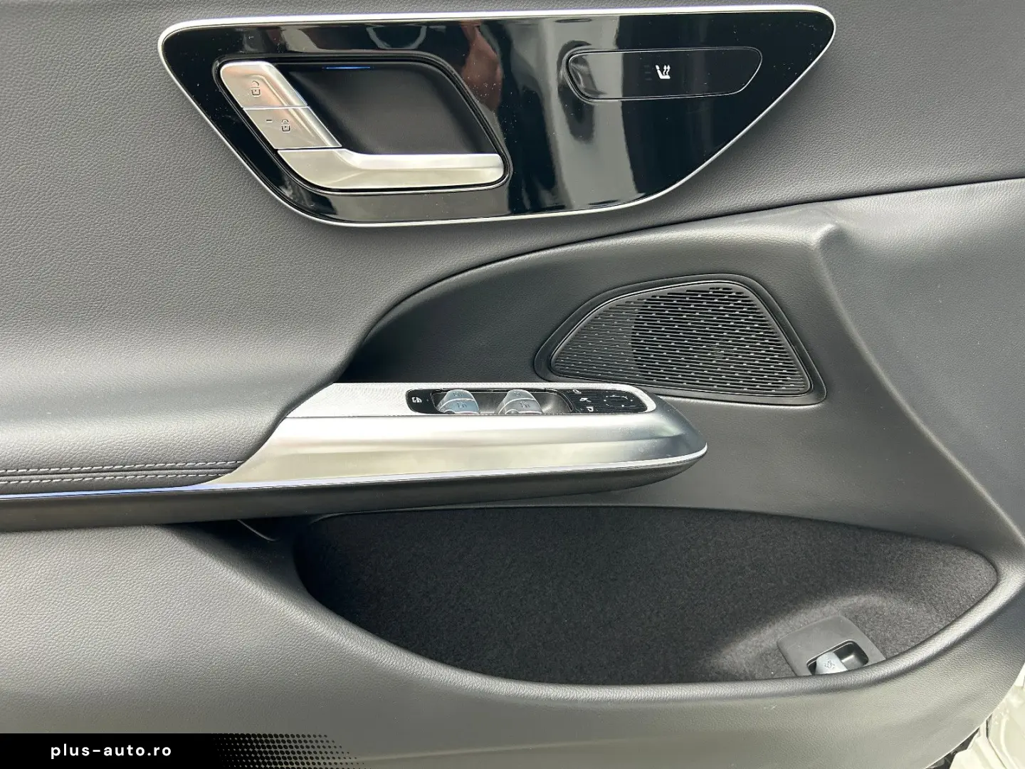 MERCEDES-BENZ E 220d AMG Distronic LED Kamera 360