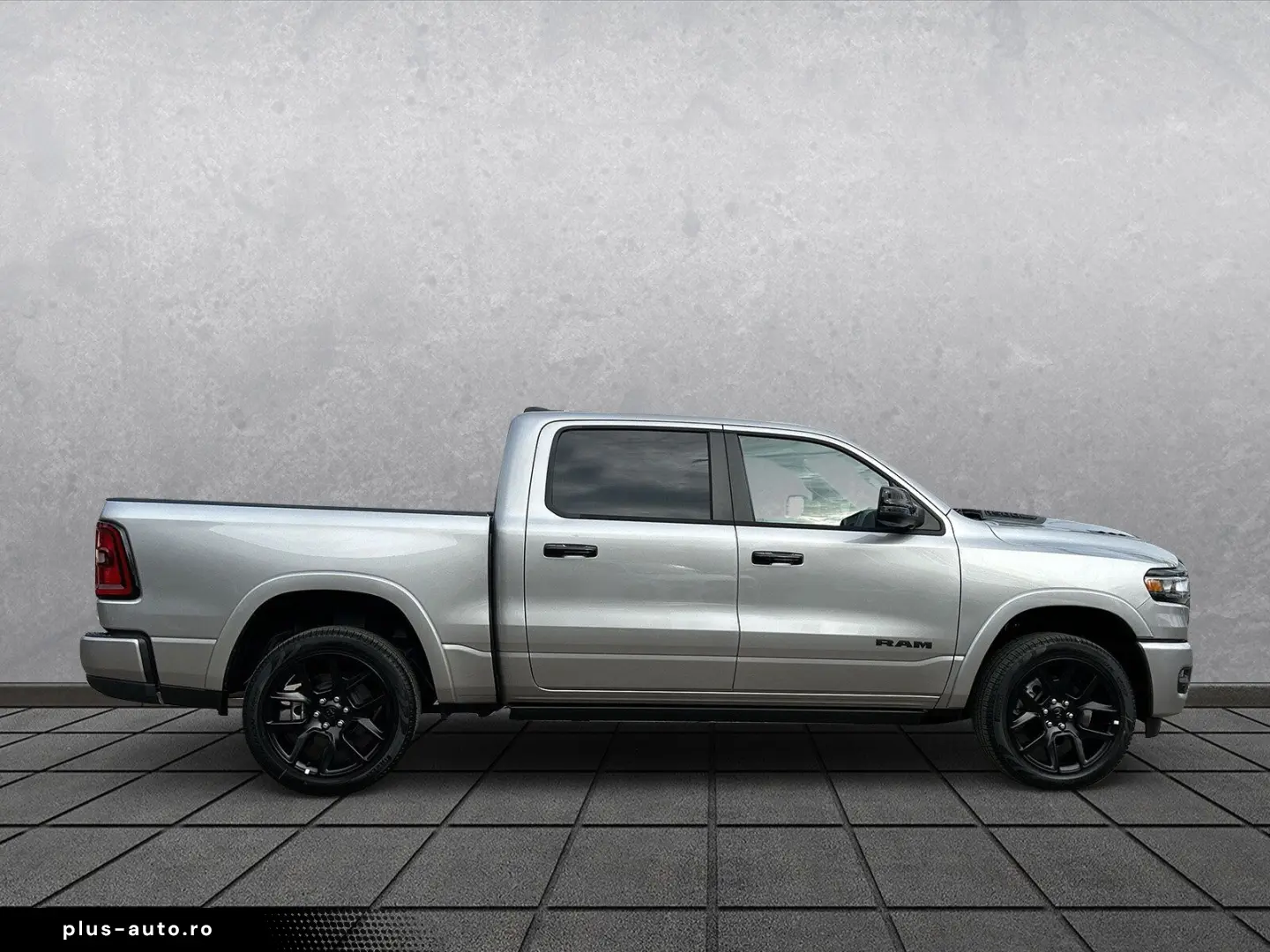 DODGE RAM 1500 Laramie CrewCab Luftfahrwerk Pano Night