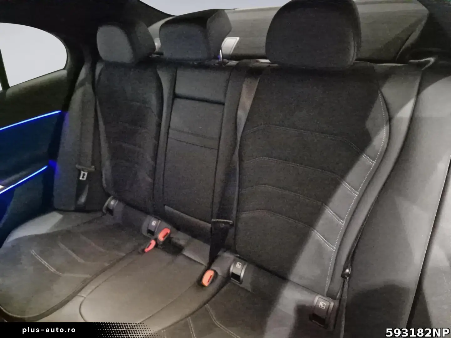 MERCEDES-BENZ E 220 d AMG  DISTRONIC Ambiente AHK LE&hellip;