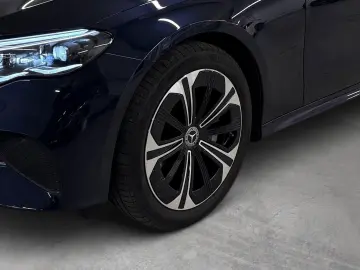 MERCEDES-BENZ E 300 de 4M AVANTGARDE Adv  Distronic &hellip;