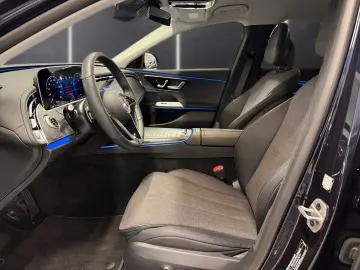 MERCEDES-BENZ E 300 de 4M AVANTGARDE Adv  Distronic &hellip;