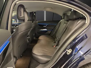 MERCEDES-BENZ E 300 de 4M AVANTGARDE Adv  Distronic &hellip;