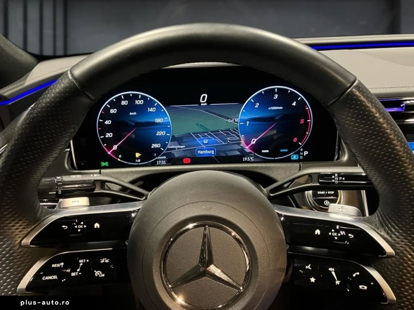 MERCEDES-BENZ E 220 d AMG Night LED DISTRONIC MBUX AMBIE AHK